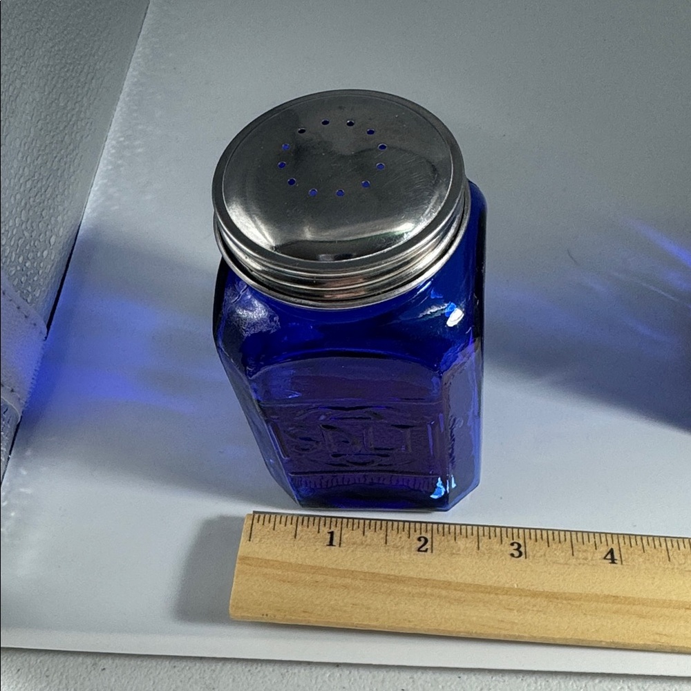Colbalt Blue Salt and Pepper Shaker Set - Picture 5 of 5